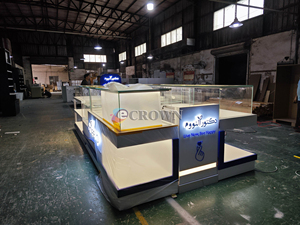 Wood Display Interior Store Shopping Mall Cabinet Fitting Robot Display Booth Showcase for Bedding ODM - Product Image 2