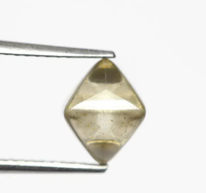 RARE <span class=keywords><strong>DIAMOND</strong></span> 2.609 Ct.ナチュラルルースラフ八面体ダイヤモンドジンバブエ鉱山非常に良いポーランド8.22x5.80mmスペシャルファイン - Product Image 2