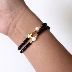 Bracelet chapelet fait main en perles de quartz rose et d'agate noire de 4 mm, entièrement enroulé, avec breloque Notre-Dame - Product Image 3