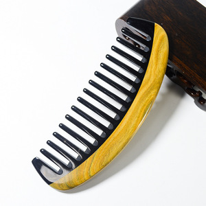 Green Sandalwood Ox Horn <b>Comb</b> <b>Wide</b> Teeth Hair Massage <b>Comb</b> For General Population Wooden Multifunctional Large Tooth - Product Image 4