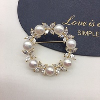 Broche en perles d'eau douce naturelles pour femme, pince à foulard multi-perles, accessoires de mode tendance TikTok