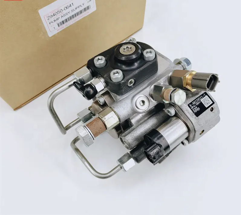 common rail pump 294050-0640 8-98239521-0 FOR ISUZU  fuel injection pump 294050-0640 294050-0642 094050-0643 8982395210