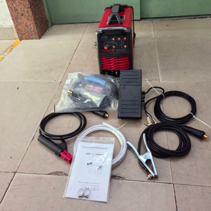 Kindarc TIG200P AC Machine Portable Aluminium 220V IGBT for Stainless Steel Industries Two-in-one Function - Product Image 1