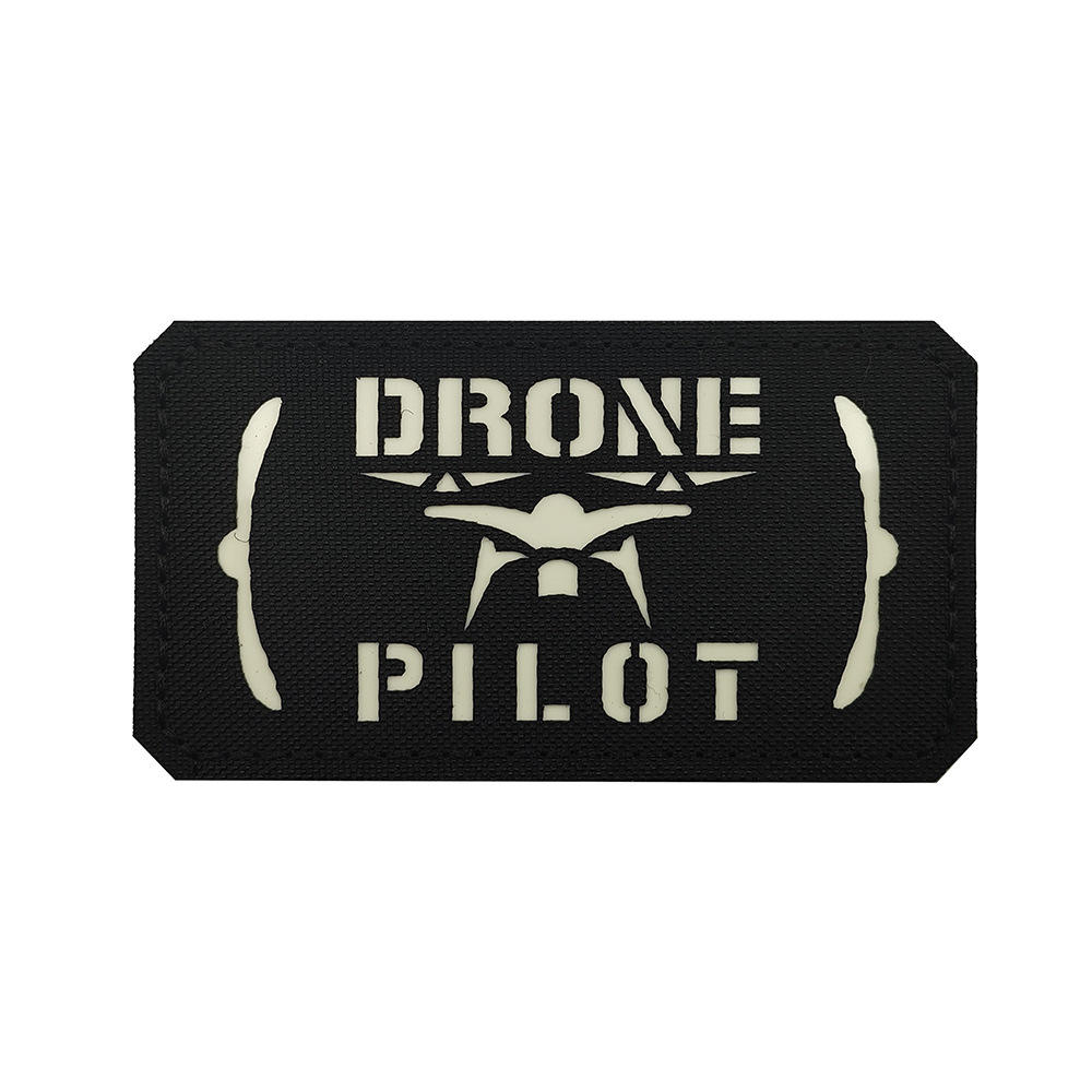 M00392-4 (modèle court, noir et blanc, nuit rougeoyante)