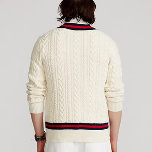 BSCI chứng nhận nhà máy tùy chỉnh thiết kế logo sang trọng Cashmere len cáp đan V cổ Varsity Cricket Áo len nam cho mùa thu đông - Product Image 3