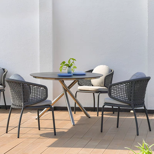 Chaise de salle à manger d'extérieur en <span class=keywords><strong>rotin</strong></span> tressé gris foncé avec coussin et oreiller, <span class=keywords><strong>fauteuil</strong></span> de patio à structure métallique noire pour jardin et balcon - Product Image 3