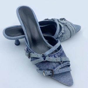 Sandalias de tacón bajo de mezclilla para mujer, con punta abierta, tiras cruzadas, para oficina, tipo mules con punta en pico - Product Image 6