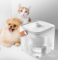 Distributeurs d'eau automatiques transparents en plastique pour chats et chiens, bouteilles d'eau, fontaines