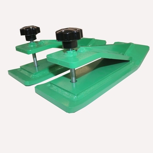 High Strength 2pcs Luanhui Ski Edge Tractor Bucket Protector with Gear Core Components for <b>Snow</b> Leaves Removal Green - Product Image 5