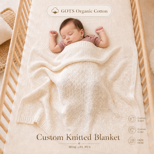 Couverture de poussette et de berceau en coton biologique tricoté style boutique, légère et respirante pour l'été - Product Image 1