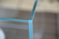 Verre d'aquarium ultra clair à faible teneur en fer, panneau de verre sur mesure pour aquarium