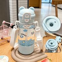 Nouvelle Bouteille d'Eau Portable en Plastique Grande Capacité 700ml Mignonne pour Voyage en Extérieur, Tasse à Boire Double Usage, Vente en Gros