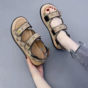 Günstiger Preis Damen Leders andalen Klett verschluss Sport Sandalen für Frau Flache Sandalen Frau Designer - Product Image 4