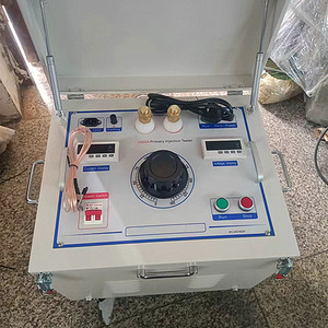 Probador de inyección de corriente primaria 1000A, divisor de voltaje, monofásico, CA, CC, máquina de prueba de alta corriente - Product Image 1