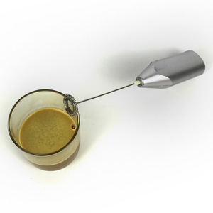 <span class=keywords><strong>Fouet</strong></span> électrique bon marché Mousseur à lait Mini tige d'agitation à main Fourniture de cuisine pour café Matcha - Product Image 5
