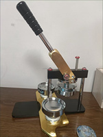 Machine à fabriquer des badges 25 32 37 44 58MM, vente directe usine, avec 100 pièces, découpeuse circulaire et moule, presse à badges DIY