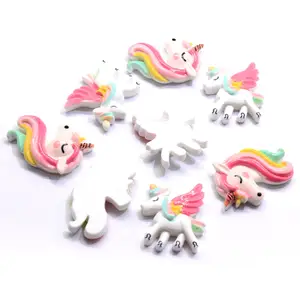 100pcs树脂飞马平背unicornhorse cabochons微型艺术工艺品剪贴簿孩子头发弓配件