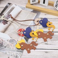 Breloques de sac en cuir PU en forme de cheval de dessin animé, créatives et portables, accessoires décoratifs pour sacs à main, vente en gros, pour cadeau
