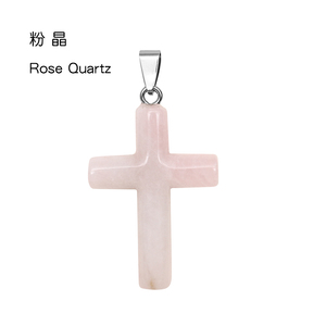 Vendita calda stile classico <span class=keywords><strong>pietra</strong></span> naturale <span class=keywords><strong>rosa</strong></span> quarzo <span class=keywords><strong>giada</strong></span> turchese ciondolo ciondolo in <span class=keywords><strong>pietra</strong></span> croce - Product Image 4