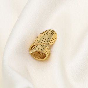 French Style Leaf Pattern <b>Titanium</b> Steel <b>Ring</b> Gold Unisex Fashion Jewelry Gift - Product Image 2