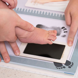 Sách Kỷ Niệm Em Bé Cho Bé Trai Hay Bé Gái Sách 5 Năm Đầu Tiên Cho Bé Vượt Thời Gian Cuốn Sách Quan Trọng Để Ghi Lại Mọi Sự Kiện - Product Image 4