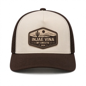 Gorra Trucker Personalizada al por Mayor con Logo, Estilo Vintage, Malla Transpirable, Parche de Goma, 5 Paneles, Estructurada, Perfil Medio, Alta Calidad - Product Image 1