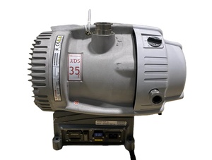 Bomba de Vacío de Desplazamiento Seco sin Aceite EDWARDS XDS35i de 35 Metros Cúbicos por Hora en Venta - Product Image 1