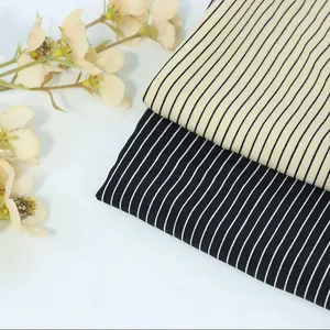 Shaoxing Fabrication Bas Prix Haute Qualité 100% Polyester Tissu Boho 90gsm Crêpe de Chine Tissu pour Femmes pour Tissu