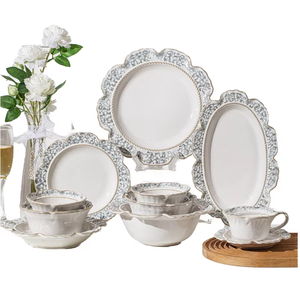 <span class=keywords><strong>Service</strong></span> <span class=keywords><strong>de</strong></span> vaisselle en céramique <span class=keywords><strong>de</strong></span> luxe européen pour 4 personnes Assiette en <span class=keywords><strong>porcelaine</strong></span> bord fleur bleue Tasse Soucoupe Design durable Lave-vaisselle - Product Image 2