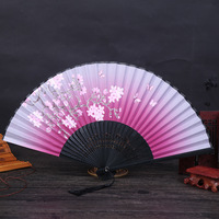 Éventail pliant en bambou DIY de style japonais, motif papillon et fleurs de cerisier, idéal pour la danse classique ancienne, le choix des femmes pour l'été