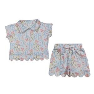 Completo estivo da <span class=keywords><strong>bambina</strong></span> con ricamo a forma di anguria, top senza maniche a righe con bordo smerlato e <span class=keywords><strong>pantaloncini</strong></span> <span class=keywords><strong>verdi</strong></span> con volant, set 2 pezzi - Product Image 3