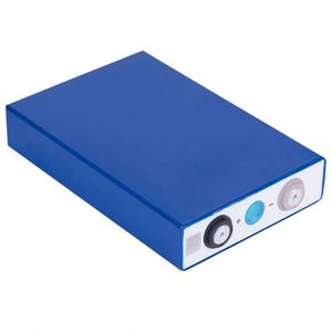 14500แบตเตอรี่ LiFePO4 105Ah 3000ทรงกระบอก3.2V ความหนาแน่นของพลังงานสูงสำหรับรถยนต์และระบบพลังงานแสงอาทิตย์ - Product Image 6