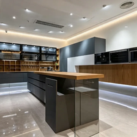 Armoires de cuisine personnalisées, ensemble d'armoires de rangement modulaires modernes avec un design contemporain