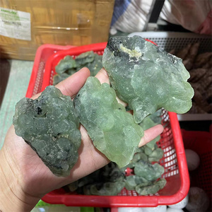 Commercio all'ingrosso cristalli grezzi minatore pietre curative grezze pietre preziose naturali grezze <span class=keywords><strong>prehnite</strong></span> verde pietre preziose per la decorazione - Product Image 2