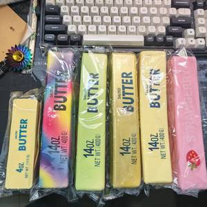 Palitos de Mantequilla de Alta Calidad Ultra Suaves de Rebote Lento Disponibles en Múltiples Colores, Lindos y Creativos Juguetes Antiestrés para Apretar con los Dedos - Product Image 1