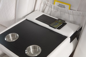 Moderno Conjunto de Sofá Reclinable Eléctrico 3+2 con Iluminación LED, Luces de Lectura, Puertos USB, Portavasos, Mesa Abatible y Tapicería de Cuero Extensible - Product Image 6