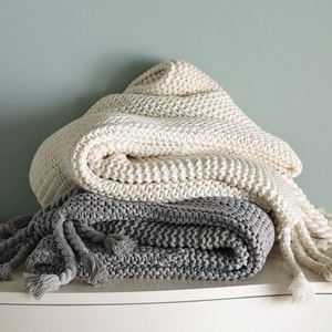 Min 1 peças zero Defeito 100% acrílico Escada De Malha Sofás Brancos Xadrez Lance Cobertor - Product Image 4