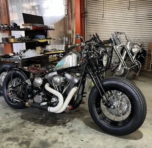 Pneus de moto vintage à motif dentelé 4.<span class=keywords><strong>50</strong></span>-17 4.<span class=keywords><strong>50</strong></span>-18 4.<span class=keywords><strong>50</strong></span>-19 5.00-15 5.00-16 5.00-17 180/65-16 170/80-15 - Product Image 2