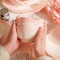 Nouvel ensemble de tasses de voyage en céramique pivoine rose, compatibles micro-ondes, élégantes tasses à café pour le thé de l'après-midi, bols et assiettes élégants sous glaçure