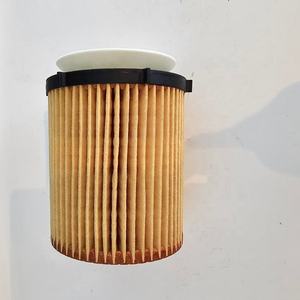 Filtre à huile de voiture à bon <span class=keywords><strong>prix</strong></span> en gros A2701800109 A2701840025 filtre à huile de qualité de vente directe d'usine pour les voitures allemandes - Product Image 2