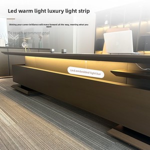 Scrivania Direzionale Moderna di Lusso a L, Tavolo da Ufficio in Legno per CEO e Presidenti con Mobile Laterale e Spazio di Archiviazione - Product Image 3