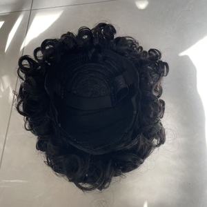 Perruque courte ondulée et bouclée avec frange, coupe machine, conçue pour les <span class=keywords><strong>cheveux</strong></span> des femmes noires brésiliennes - Product Image 6
