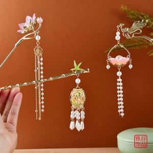 Pinzas para el pelo estilo chino con flor luminosa y flecos de perlas, pasadores de pelo con borlas de flores, palillos para el pelo retro hechos a mano de lujo - Product Image 1