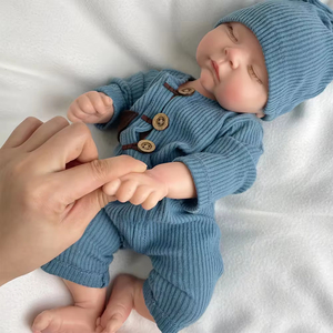 Chubby cara redonda <span class=keywords><strong>de</strong></span> <span class=keywords><strong>silicona</strong></span> recién nacido muñeca durmiendo <span class=keywords><strong>con</strong></span> <span class=keywords><strong>los</strong></span> <span class=keywords><strong>ojos</strong></span> <span class=keywords><strong>cerrados</strong></span> 18 pulgadas ponderado 3,2 kg - Product Image 5