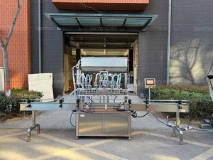 Máquina de Llenado de Líquidos Cosméticos y Bebidas con Bomba de Engranajes de Grado Alimenticio de Alta Precisión y Servocontrol - Product Image 5