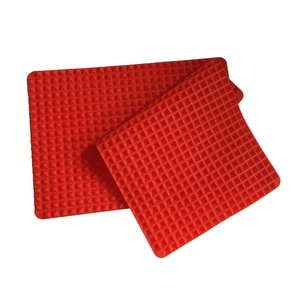 <span class=keywords><strong>Tapis</strong></span> <span class=keywords><strong>de</strong></span> <span class=keywords><strong>cuisson</strong></span> en silicone pour <span class=keywords><strong>barbecue</strong></span>, cuisine chaude, passe au micro-ondes, pyramide antiadhésive - Product Image 3