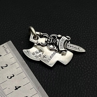 Collier pendentif croix vintage en acier tungstène pour homme, bijou haut de gamme Fleur de Lys et épée, charme religieux antique pour garçons