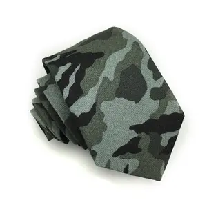 China Großhandel Akademie Einzigartige Herren Krawatte Handgemachte schlanke dünne Baumwolle gedruckt Camo Farbe schwarz Camouflage Krawatte für Männer