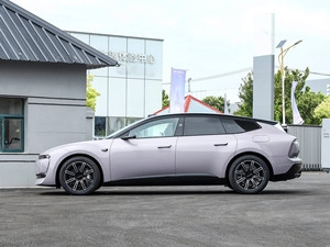 Nouvelle voiture la plus vendue en 2026 : Audi E5 Pure Electric, autonomie de 618 km, configuration riche - Product Image 3