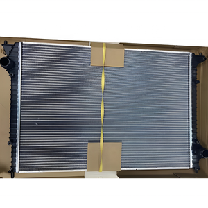 3w0 121 <span class=keywords><strong>253</strong></span> E เหมาะสำหรับหม้อน้ำรถยนต์เบนท์ลีย์ - Product Image 3